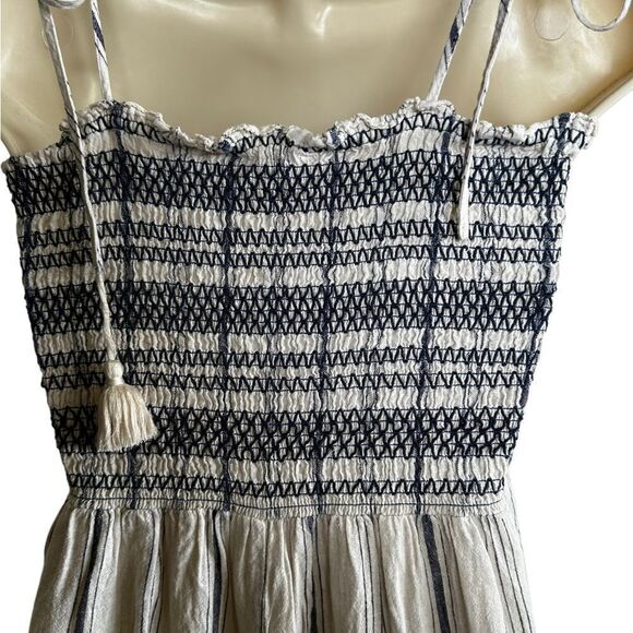 Madewell ~ Jumpsuit with Smocked Bodice ~ side pockets ~ size Small - Picture 2 of 12